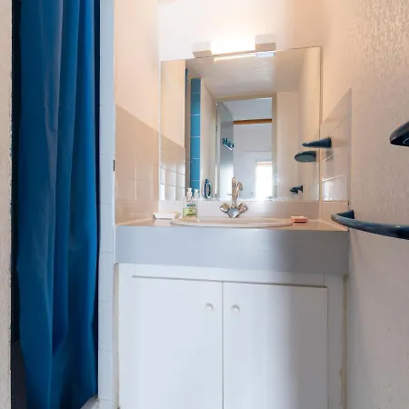 1 Bedroom House For 6 別荘