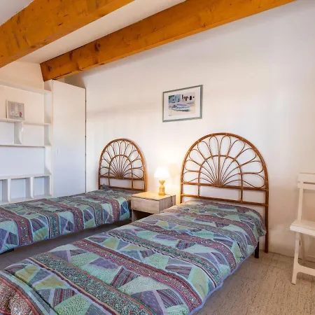 1 Bedroom House For 6 別荘 アグド