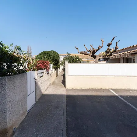 1 Bedroom House For 6 *